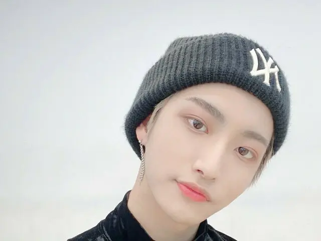 [T Official] ATEEZ, [#conversion] This tiny! The torch Ipnidan practicing the co