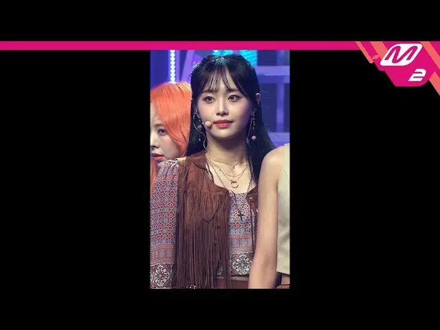 [Official mn2] [MPD Fan Cam] LOONA "Why Not? (Chuu 4K FanCam) | MCOUNTDOWN_2020.