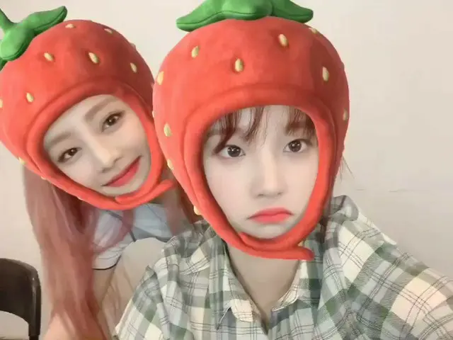 [T Official] (G), I-DLE, [#YUQI] Happy birthday dear my sis ❤️ I wish u nothing 