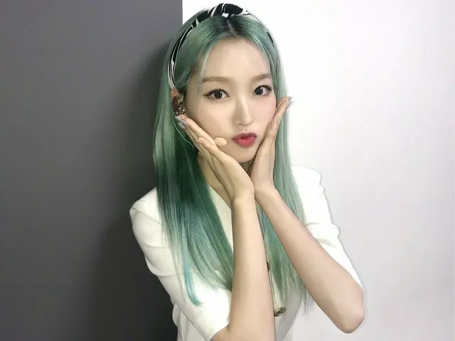 [T Official] LOONA Groove it on a rhythm like me! I'm looking for Orbit to show 