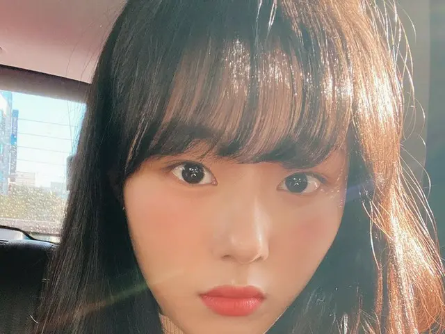 [T Official] CherryBullet, [#Chae-rin #CHAERIN] Oh .. Now .. Natural light! 🌞✨ 