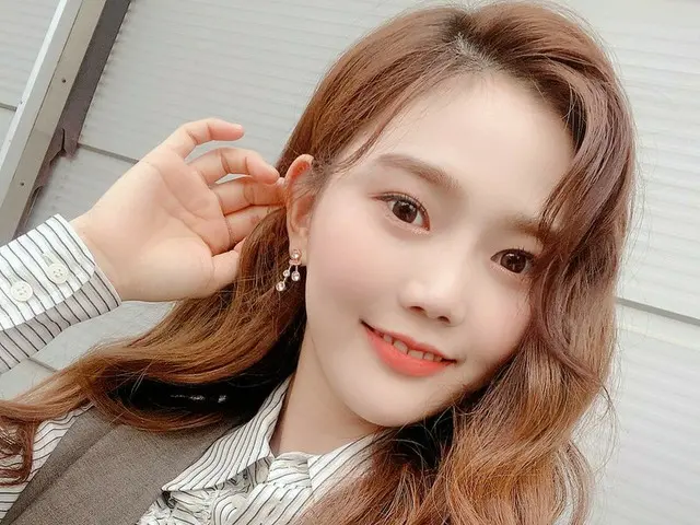 [T Official] OH MY GIRL, [#OHMYAir] Candy #Hyo Jung This sweet Friday night toge