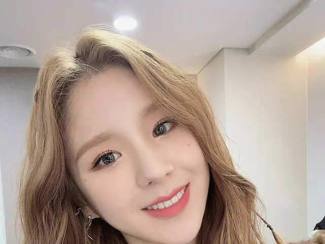 [T Official] Gather Orbit to remember and see the "Why Not?" Spell with LOONA an