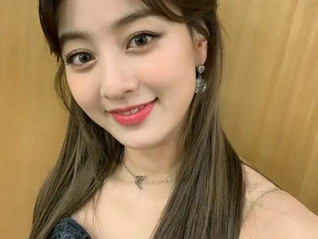 [G Official] TWICE, Once Yesterday, today we were number one! Thanks to Once, I 