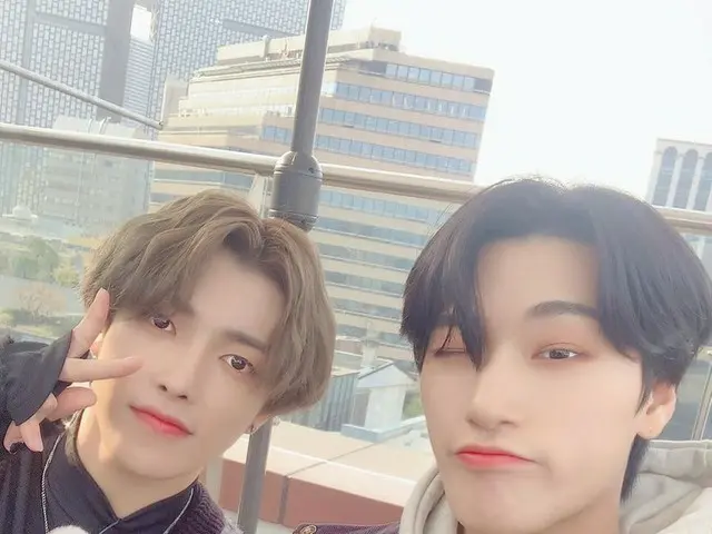 [T Official] ATEEZ, what's just [#mountain]? Thank you for being born. (❤️) #ATE