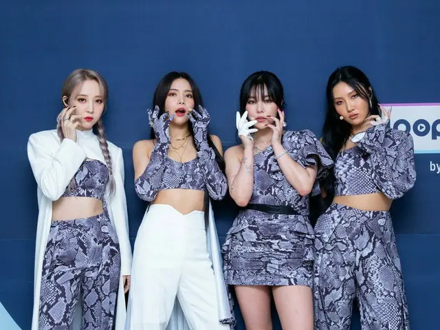 [T Official] MAMAMOO, RT kpop_sbs: [🕊] Are you happy? #MAMAMOO A gift for Muumu