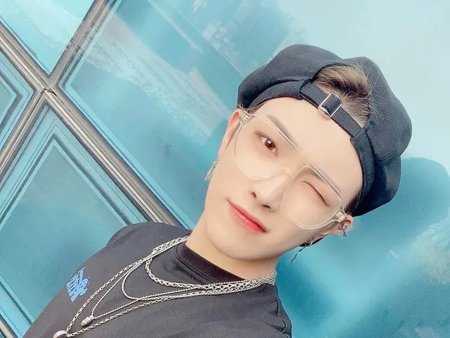 [T Official] ATEEZ, [#Hongjun] It's already Monday... Everyone Go for it! 💪💪 #