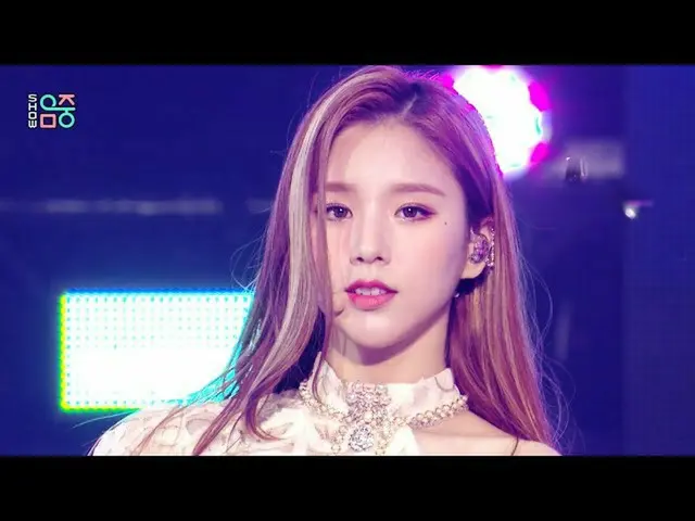 [Official mbk] [Show! MUSICCORE 4K] LOONA - Why not? 20201114   