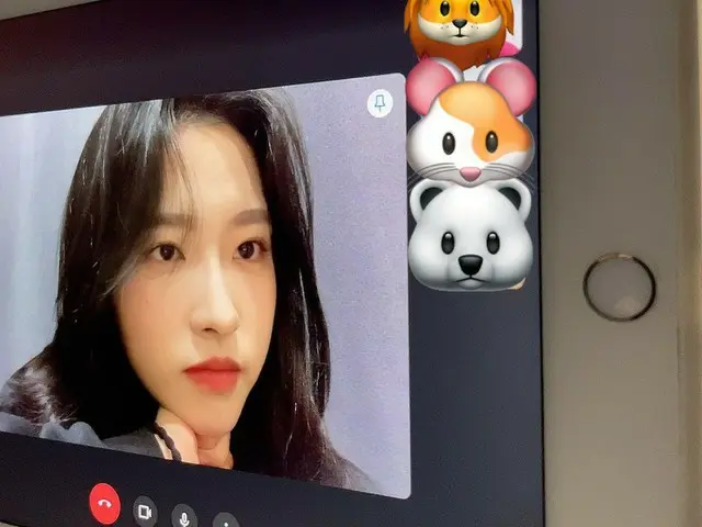 [TOfficial] LOONA (Loona), [#OliviaHye] I think it would be interesting to playa game with images wi