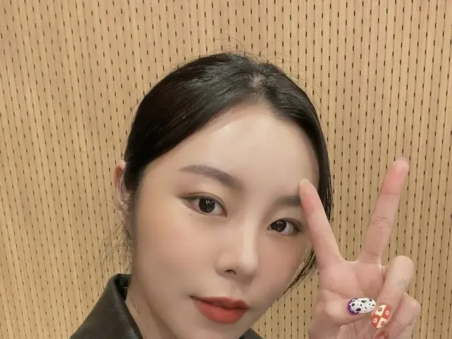 [T Official] MAMAMOO, [#Wheein] Soon at 3 o'clock, Moomoo, everyone Have a goodtime with Wheein on S