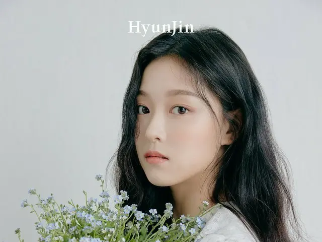 [T Official] LOONA (Loona), Concept Photo-”HyunJin” LOOПΔ 4th Mini Album [&]2021.6.28 pm6 (KST) Rele