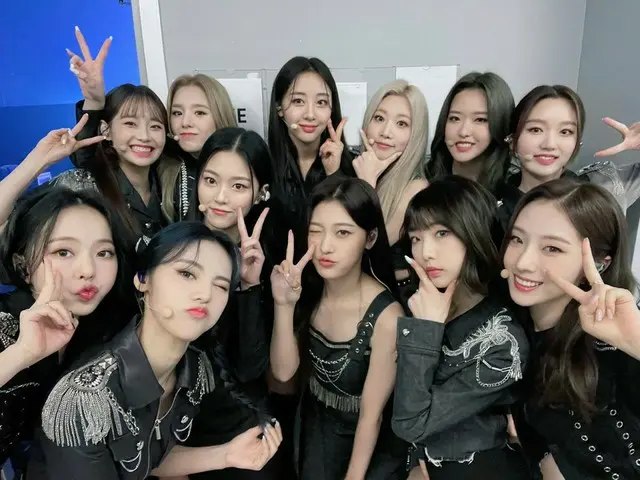 [T Official] LOONA (Loona) had a happy time with Orbit 💫 before the startactivity in earnest! Pleas