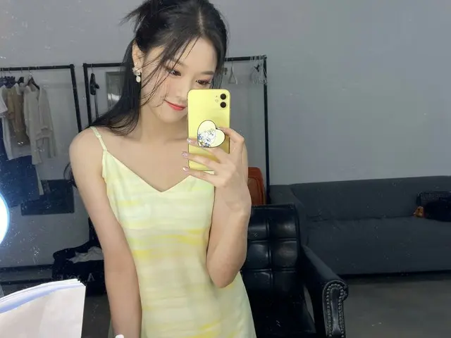 [T Official] LOONA (Loona), [#HyunJin / #HyunJin] Yellow-yellow Hyunjincollection for Orbit 💛 #LOON