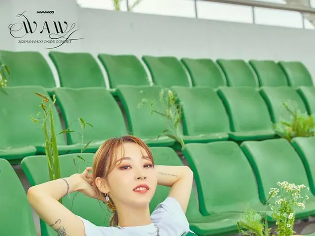 [T Official] MAMAMOO, [#MAMAMOO] 2021 MAMAMOO ONLINE CONCERT ”WAW” 🔸 SOLOCONCEPT PHOTO 🔸 🔹 MOON B