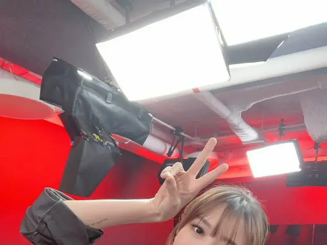 [T Official] MAMAMOO, [#MOON BYUL] We Muumuu for a while at 9am Neighbor Now”studio Door Night” with