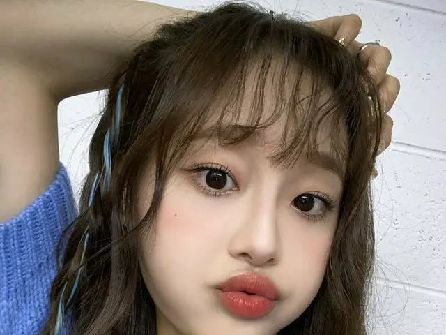 [T Official] LOONA (Loona), [#Center / #Chuu] I think I often buy and eat rice,so it's pretty cute ◜
