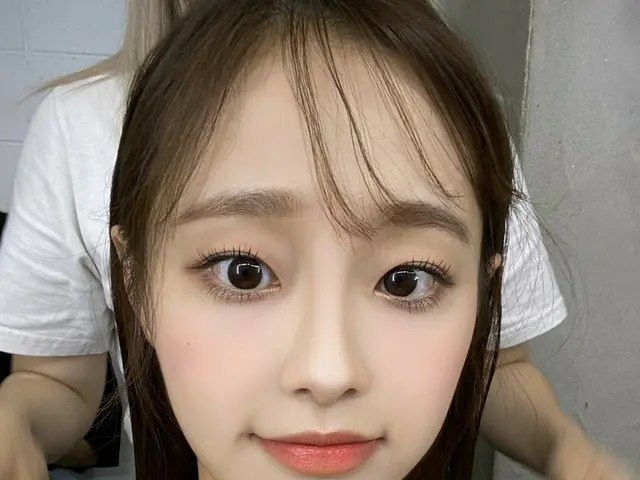 [T Official] LOONA (Loona), [#center / #Chuu] 🐰 selected photos 💗💕💖 #LOONA#LOONA ..