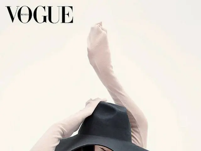 Actress Ko Hyun Jun, released pictures. Magazine VOGUE. Additions.