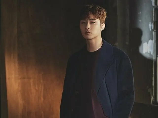 Actor Park Seo Jun, released pictures. Magazine ”@ star 1”. ”As a role of apartner, the one with the