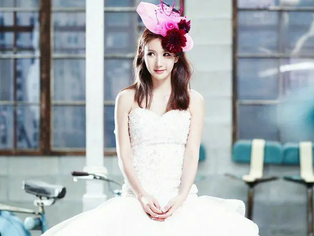 AFTERSCHOOL's former member Jung-A, released shooted wedding picture. On April28th next year, they w
