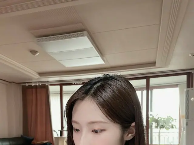 [T Official] LOONA (Loona), [#HaSeul / #HaSeul] selfie No sardine taken by mycousin's sister and mot