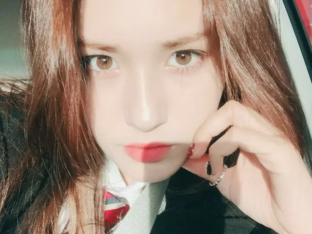 IOI's Jeon Somi, SNS update.