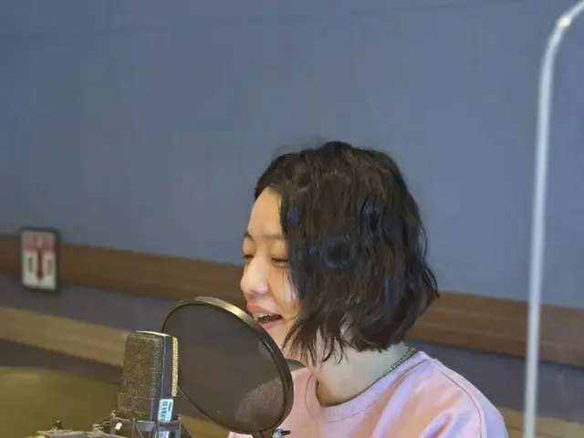 Female talent Ahn Young Mi is going to America before giving birth. Debate is he