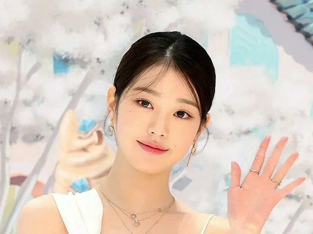 Jang Won Young (IVE) attended the jewelry fashion brand pop-up store opening eve