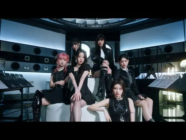 "IVE" released their JAPAN 1st EP "WAVE" MV . . .  