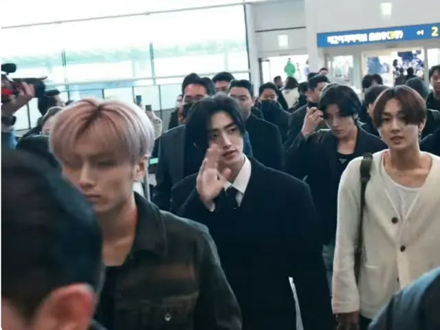 ENHYPEN headed to Jakarta to attend the ``38th Golden Disc Awards'' at departmen