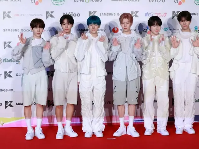 NCT WISH participating in the ”KCON JAPAN 2024” red carpet event.