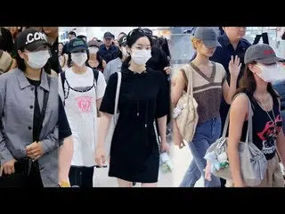 240715 TWICE_ _  Airport Arrival Fancam by 스피넬
 * Do not edit, do not re-upload.