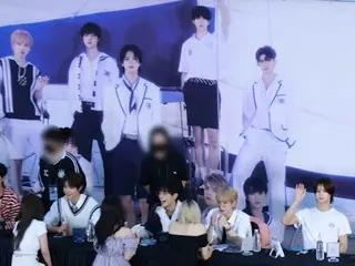 &TEAM, all 9 members appeared in a public fans autographing session in Korea onthe 28th afternoon