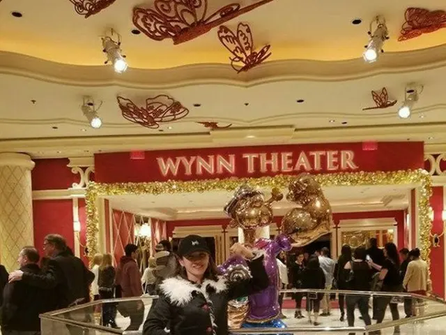 Actress Son Ye Jin, SNS update. In the USA · Las Vegas.