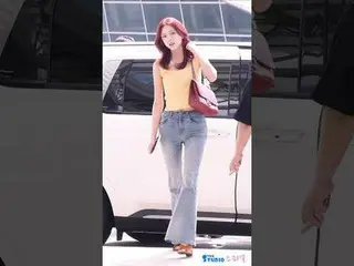 250822 ITZY _ _  YUNA_ _  Airport Depart Fancam by 스피넬
 * Do not edit. Do not re