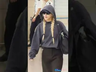 250825 BLACKPINK_ _  ROSÉ Airport Arrival Fancam by 스피넬
 * Do not edit. Do not r