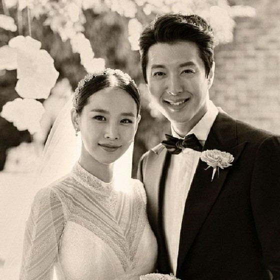 Actor Lee Dong Gun and Actress Jo Yoon Hee divorce