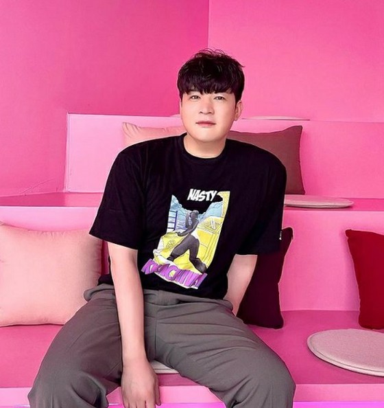 "SUPER JUNIOR" Shindong, 37kg weight loss ... Looks more and more handsome