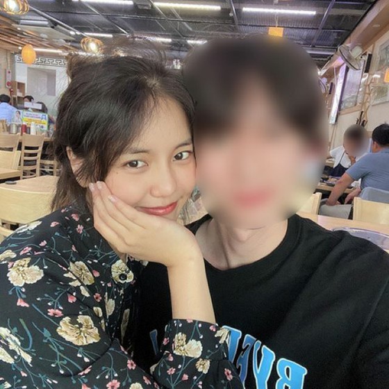 "AOA" Hyejeong, who is the man next to her? … “Immediately deleted” the face-to-face two-shot posting on Instagram