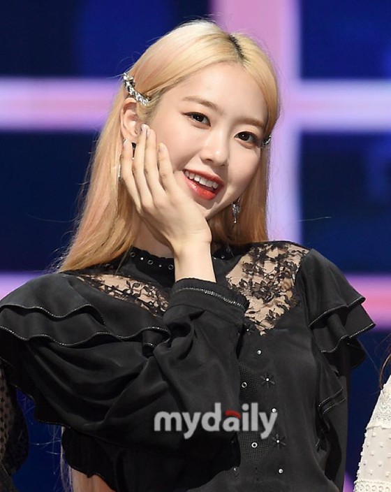 [Full text] Jiho announces withdrawal from "OH MY GIRL" and confesses her feelings to MIRACLE with a handwritten letter "Support as a fan, not a member"