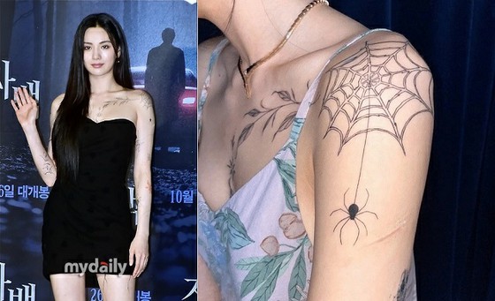 Was the “full body tattoo” real? Nana (AFTERSCHOOL)'s arm in a photo of a tattooist's work