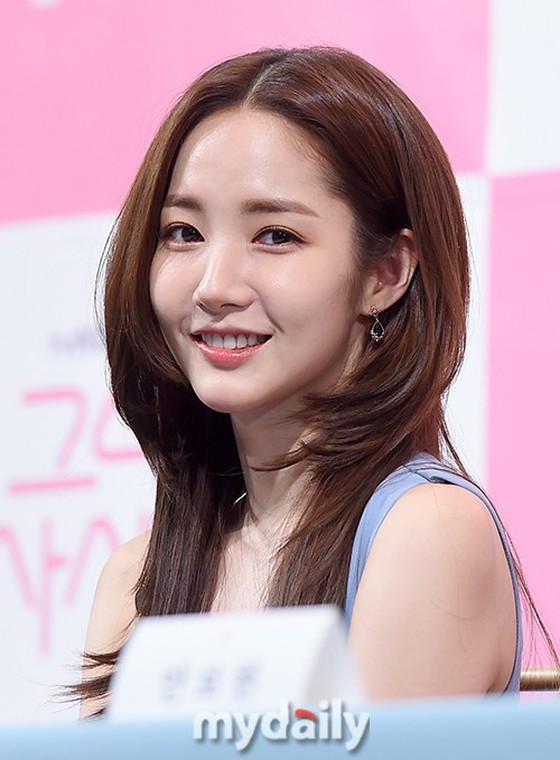 Park Min Young, who leaked "I want to fall in love", is it true that she is in love with a wealthy man? …Official comments from the office that will be delayed