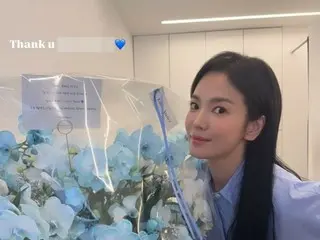 Song Hye Kyo transforms into a straight long hair... A goddess with even more pure visuals