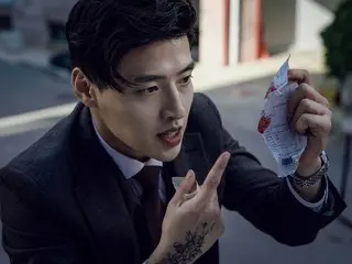 The terrifying digital thriller masterpiece "Murder Stream" has released a teaser video and new stills showing Kang Ha-Neul getting closer to the heart of the matter!