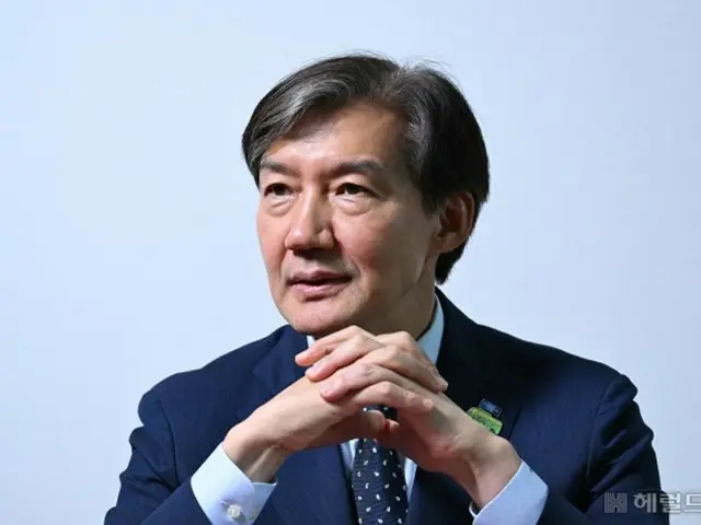 “恩赦”曹国氏が「ソウル富裕層の青年は “極右”」…「それなら自分の娘も “極右”なのか」と批判続出＝韓国