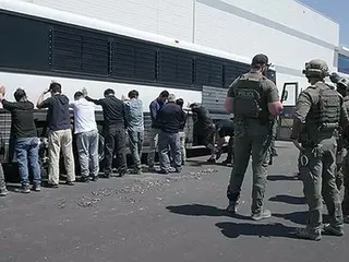 300 South Koreans detained in the US to return home on charter plane around the 10th