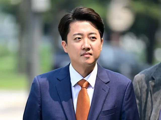 Lee Jun-seok, leader of the New Reform Party, sends letter to acting US ambassador: "Detention of Korean workers is regrettable, early release required" (South Korea)