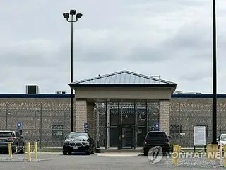 Approximately 300 South Koreans detained in the US to be released after six days = Departing on a chartered plane on the 10th