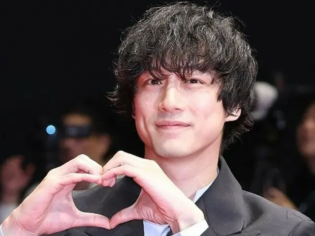 Actor Kentaro Sakaguchi is reportedly living with a woman three years older than him... Also reported in Korea