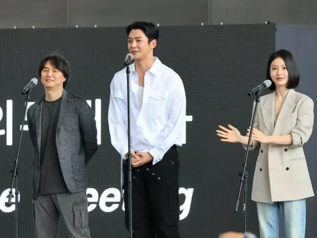 [Photo] Ro Woon, Shin Ye Eun, Park So Ham and others attend outdoor stage event for the film "Muddy Stream"